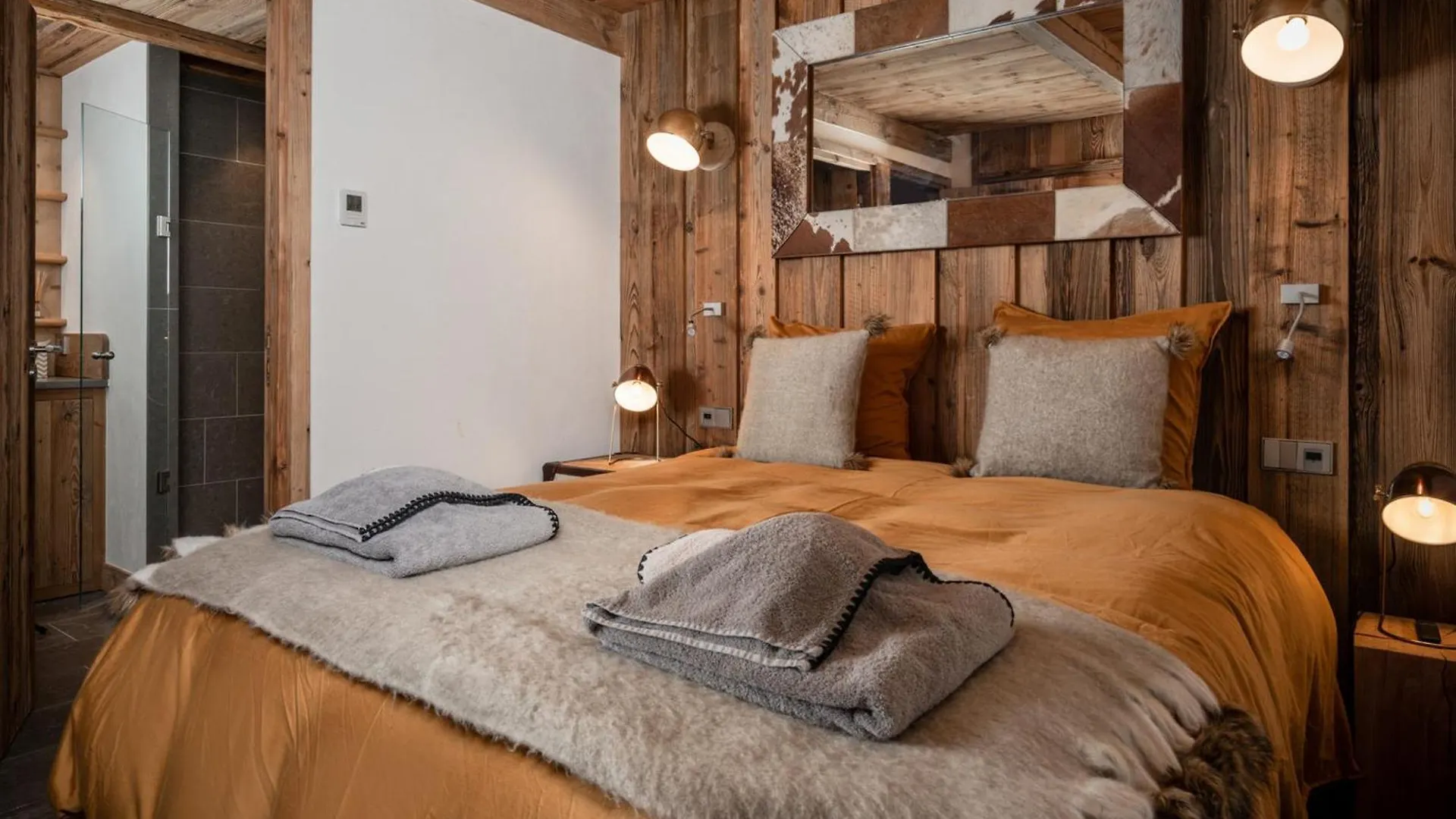 Chalet D'Exception Courchevel, 12 Pers, Prestations Haut De Gamme - Fr-1-575-238  Courchevel