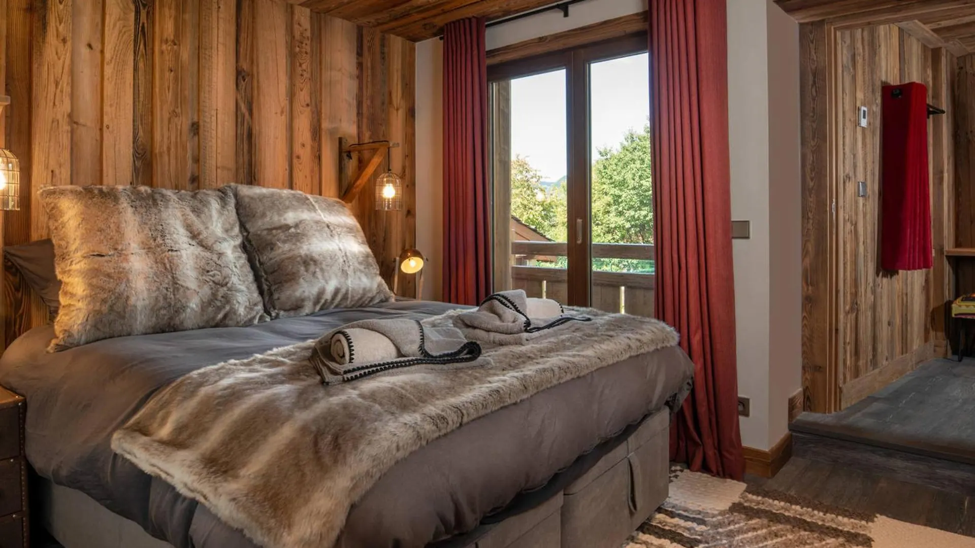 Chalet D'Exception Courchevel, 12 Pers, Prestations Haut De Gamme - Fr-1-575-238 France