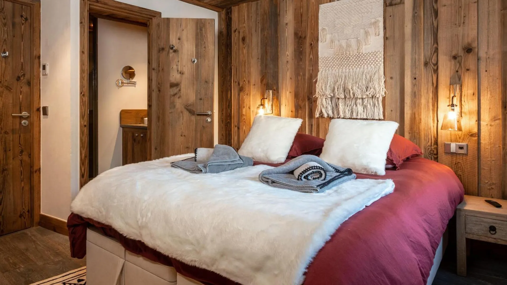 Chalet D'Exception Courchevel, 12 Pers, Prestations Haut De Gamme - Fr-1-575-238
